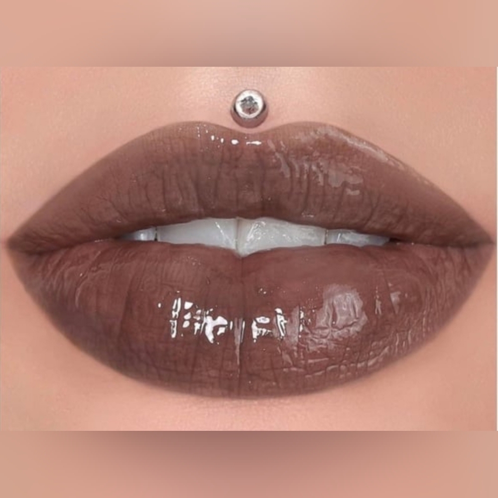 UNTOUCHABLE Jeffree Star The Gloss